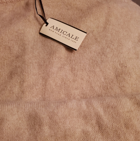 Amicale Cashmere Accessories - Amicale 100% cashmere